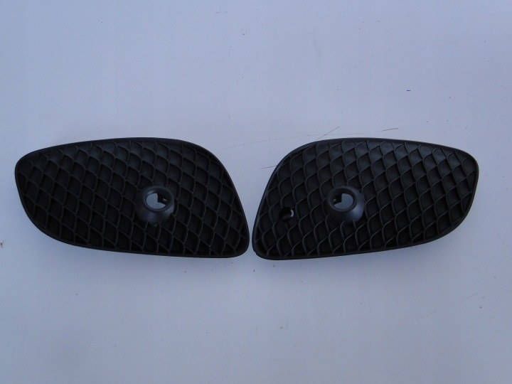 MERCEDES A-KLASA W177 GRILLE PARE-CHOCS AVANT DROITE OE