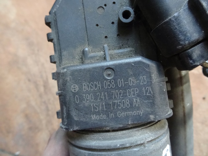 MONDEO MK3 01' MÉCANISME ESSUIE-GLACES 0390241702