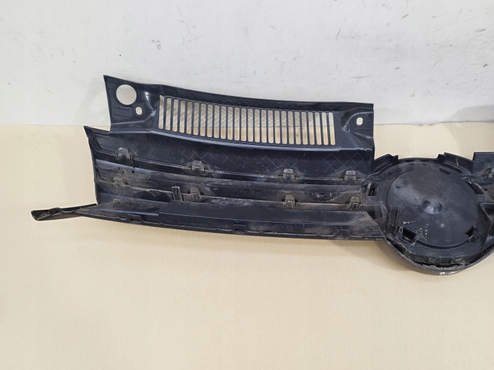 GRILLE CALANDRE PARE-CHOCS AVANT VW GOLF 6 VI ANNÉE 2008-2013 BERLINE COMPACTE HAYON 5 PORTES