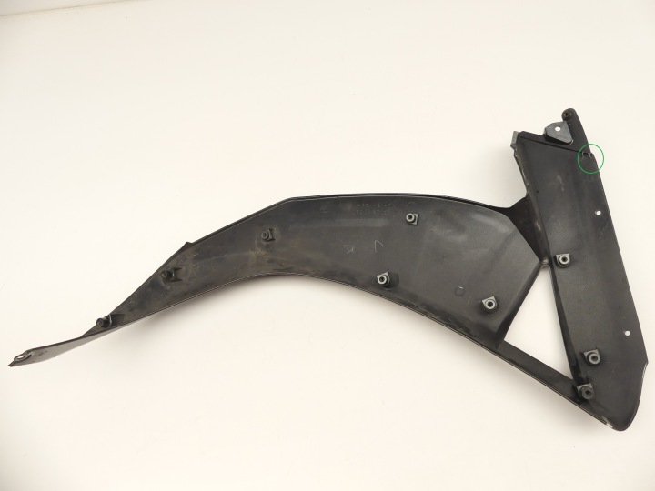 CÔTÉ GAUCHE DÉFLECTEUR D'AIR CASQUETTE KAWASAKI GTR 1400 10+