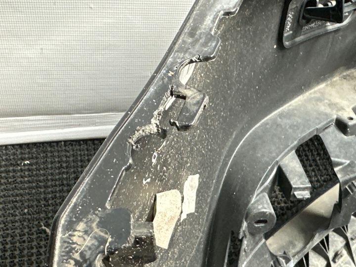 PARE-CHOCS AVANT AUDI A1 8X0853651