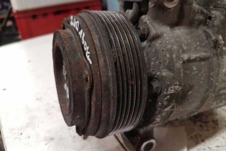 COMPRESSEUR DE CLIMATISATION BMW 1 (E87) 6452698786203 2.0L DIESEL 100KW 2008