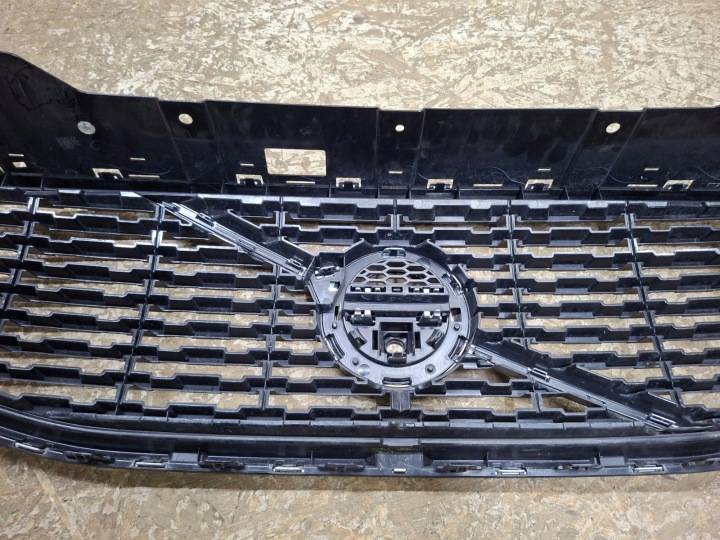 GRILLE CALANDRE VOLVO XC60 II R DESIGN 31457607