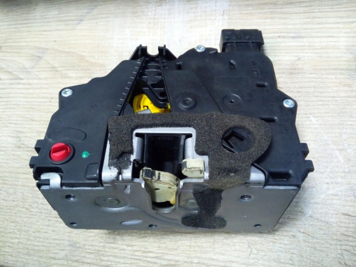 SERRURE DE PORTE ARRIÈRE DROIT ARRIÈRE OPEL MERIVA B II ORIGINAL 13432377