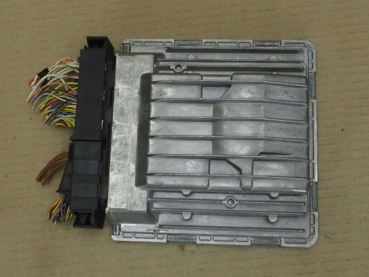 MODULE ORDINATEUR CONTRÔLEUR MOTEUR BMW 7583225