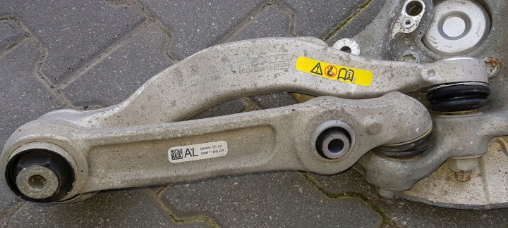 BMW 7 G11 G12 TRANSMISSION AVANT ROTULE DE DIRECTION GAUCHE AVANT 6884377 MOYEU BRAS DE SUSPENSION GAUCHE INFÉRIEUR 2SZ