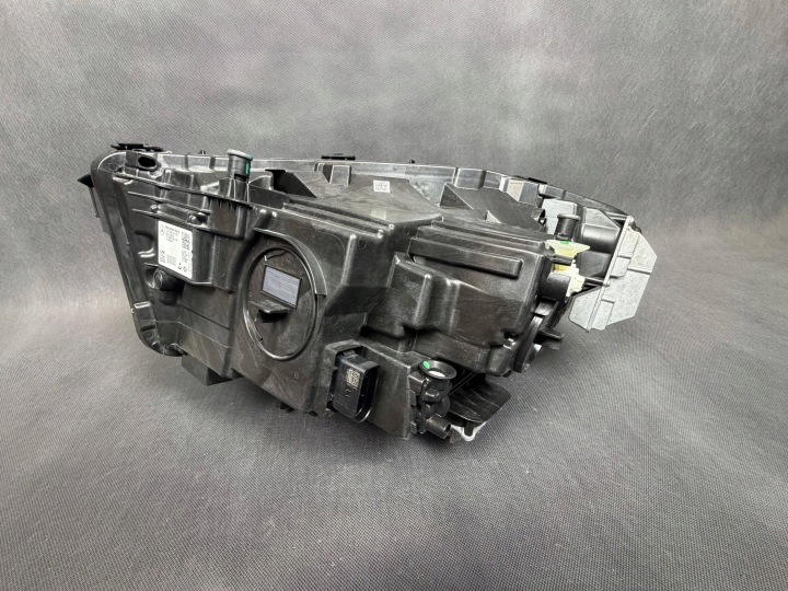 PROJECTEUR PHARE AVANT AVANT GAUCHE MULTIBEAM MERCEDES GLA H247 A2479064205