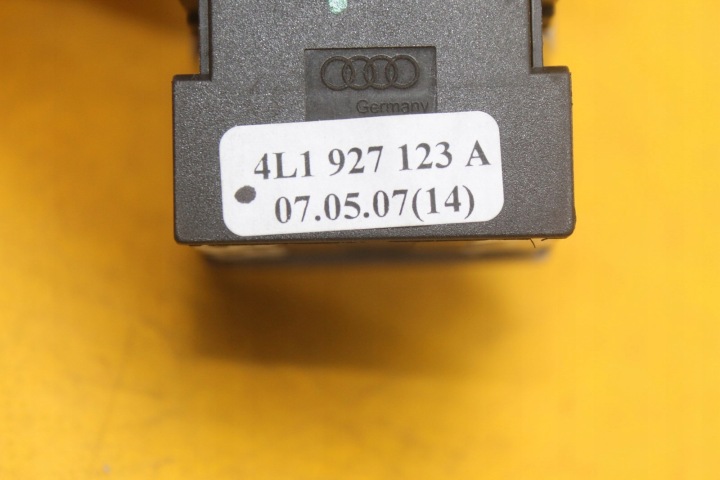 PANNEAU COMMUTATEURS PDC CHECK TABLEAU DE BORD AUDI Q7 4L 4L1927123A
