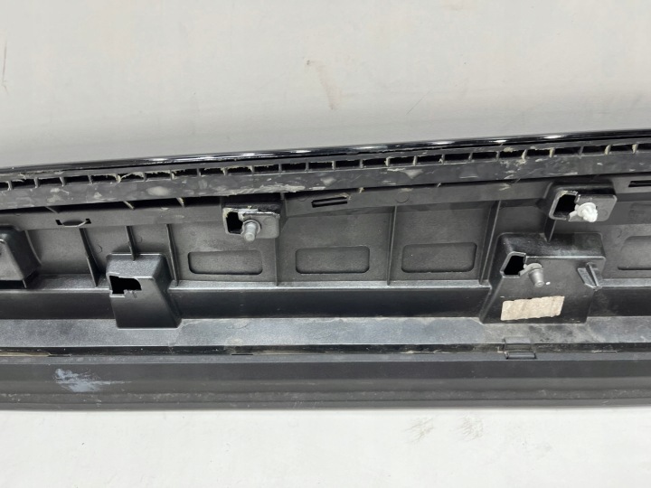 AUDI Q7 4M0 MOULURE PORTES AVANT AVANT DROITE 4M0583960N