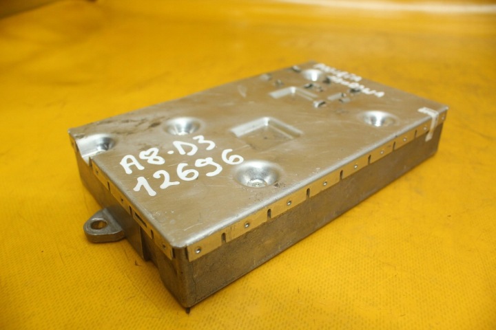 MODULE CONTRÔLEUR MMI AUDI A8 D3 4E0035729 4F0910731D