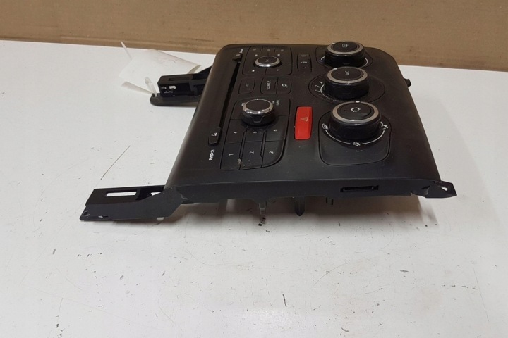 AUTRE MODULES CITROËN C4 II (B7) 9670466180 1.6L DIESEL 2011