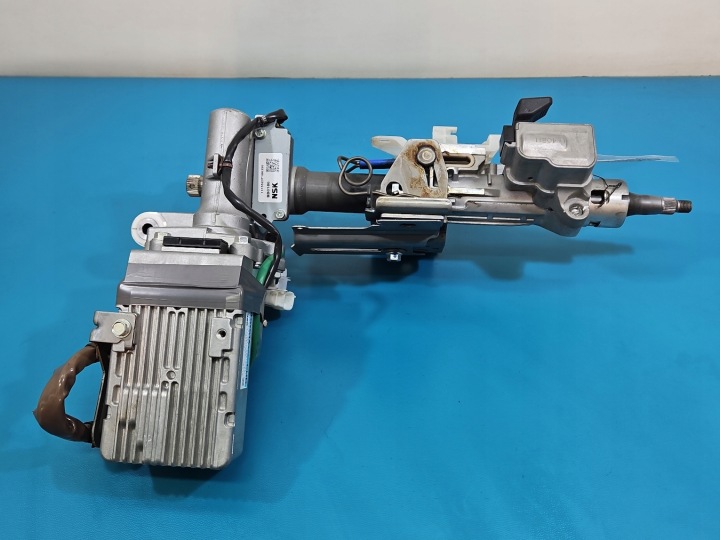 POMPE AMPLIFICATEUR TOYOTA RAV4 IV 89650-42091 2.0 D4D