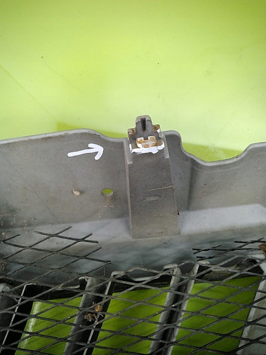 CALANDRE GRILLE MITSUBISHI PAJERO III 1999-2006 (V7_W, V6_W) MN117713