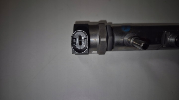 MOULURE CARBURANTS CAPTEUR SOUPAPE BMW X3 E83 0445214135 0281002949 0281002948