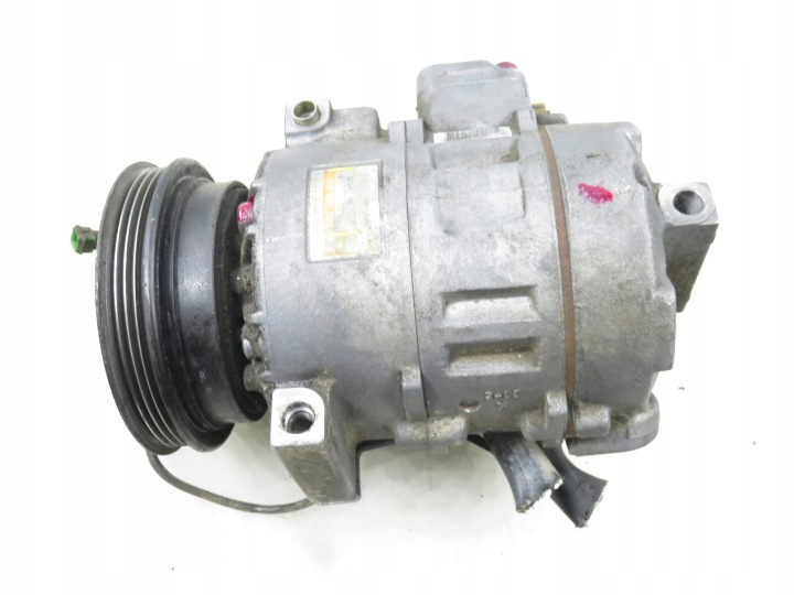 COMPRESSEUR DE CLIMATISATION VW PASSAT B5 1.9 TDI 8D0260808 4472009638