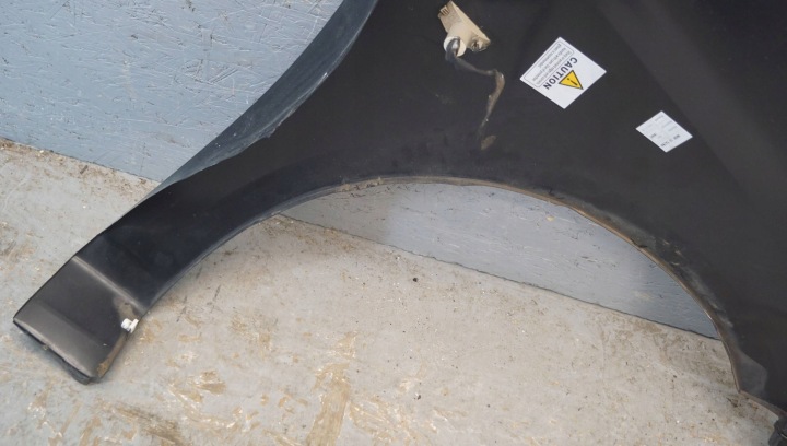 OPEL CORSA E AILE GAUCHE AVANT (B3197)