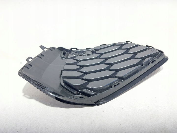 GRILLE PARE-CHOCS GAUCHE AVANT AUDI A3 S-LINE 8Y0807681
