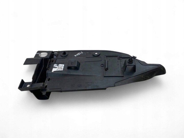 AUDI E-TRON MOULURE GARDE-BOUE 4KE821941