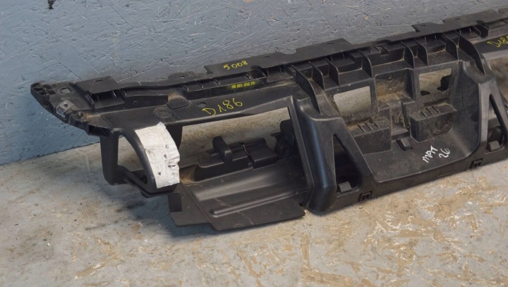 PEUGEOT 5008 I RENFORCEMENT SUPÉRIEUR PARE-CHOCS AVANT 9686185080 (D186)