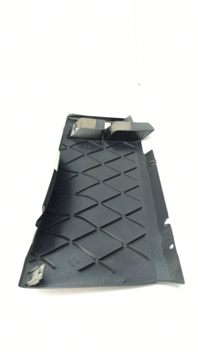 PROTECTION SOUS VOLANT GAUCHE CÔTÉ CADILLAC SRX 12483