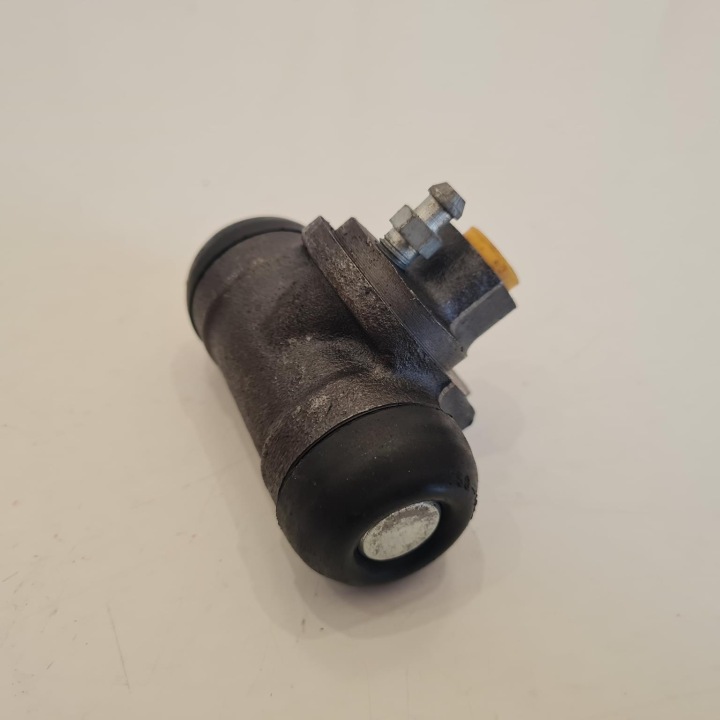 FORD FIESTA PISTON DE FREIN AP 142892