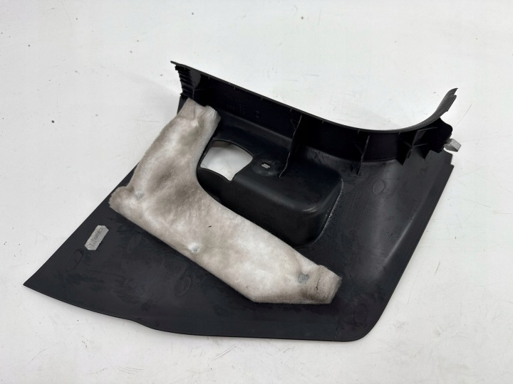 VOLKSWAGEN PASSAT B6 2007 GAUCHE CÔTÉ MOULURE SEUIL