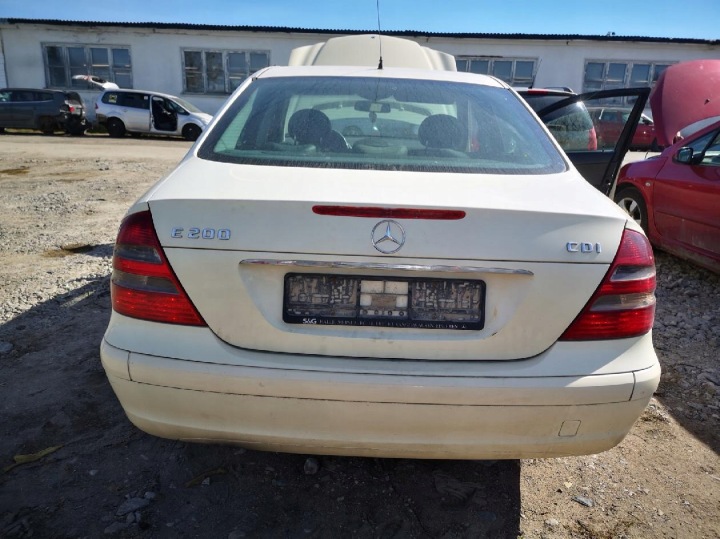 MERCEDES-BENZ E-CLASS MODULE COMMANDE DRZWIAMI 2004 2.2L 2118201526 356805