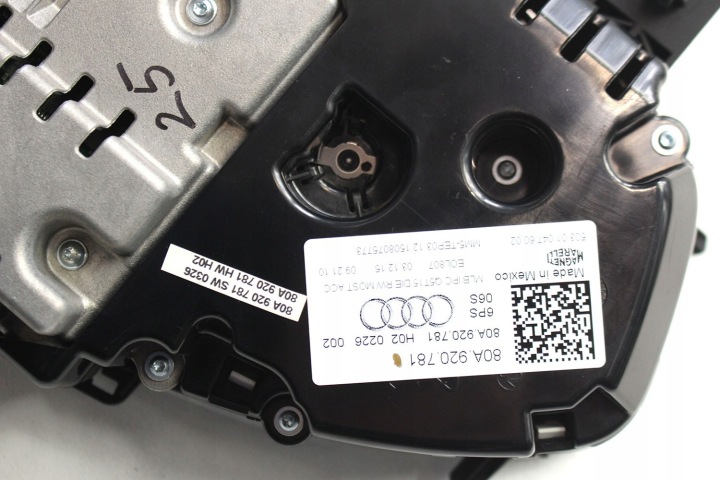 AUDI Q5 TABLEAU DE BORD TABLEAUX DE BORD DIESEL 80A920781 80A 920 781 COMPTEUR COMPTEUR WYSWIETL