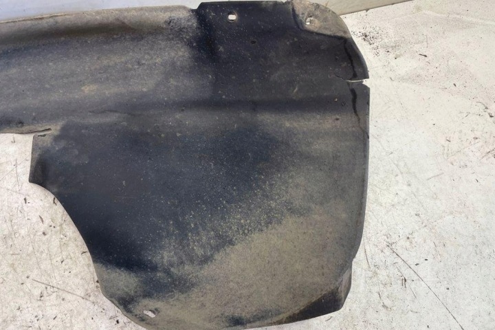 PASSAGE DE ROUE GAUCHE AVANT VW 1K5805977B 1.98L GASOLINE 2007