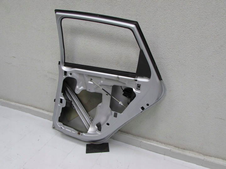 SEAT IBIZA IV UNIVERSEL 08-12 PORTES ARRIÈRE DROIT JEU LX7W
