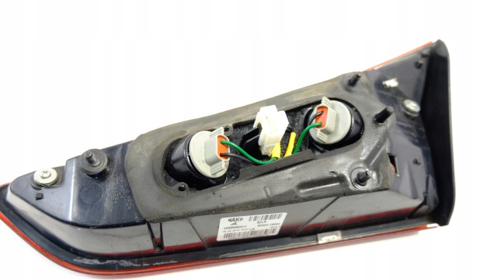 HYUNDAI I20 II PHARE DANS COUVERCLE DE COFFRE GAUCHE ARRIÈRE 92403C8000