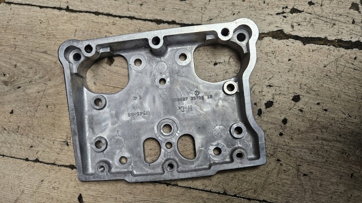 COUVERCLE CULASSES ROCKER COFFRE HARLEY DAVIDSON TWIN CAM 17543-99