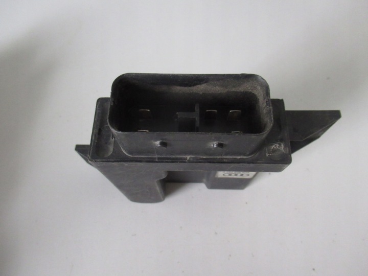 AUDI VW CONTRÔLEUR MODULE POMPES CARBURANTS 4H0906093C