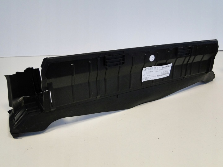 MERCEDES GUIDE D'AIR INFÉRIEURE A2465051130 A 176 CLA 117 B 247