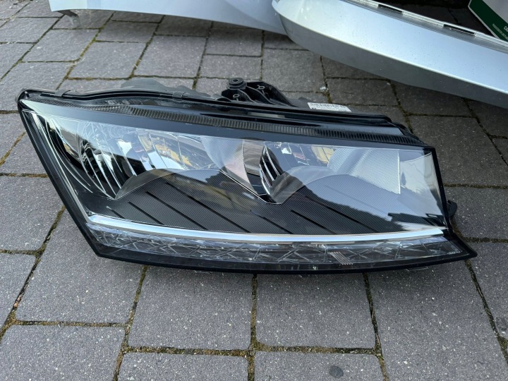 SKODA FABIA III 3 LIFT 18- CAPOT PARE-CHOCS PHARE AILE POUTRE COURROIE AVANT