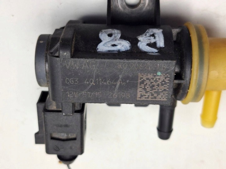 SOUPAPE RÉGLAGES SURALIMENTATION TURBOCOMPRESSEURS VOLKSWAGEN TOURAN I 04L131051F