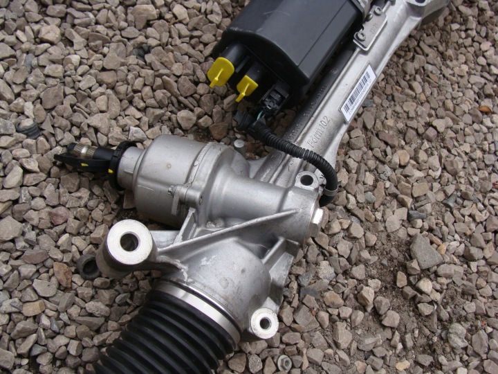 CRÉMAILLÈRE DE DIRECTION MERCEDES E-KLASA W213 2134604802 NEUF