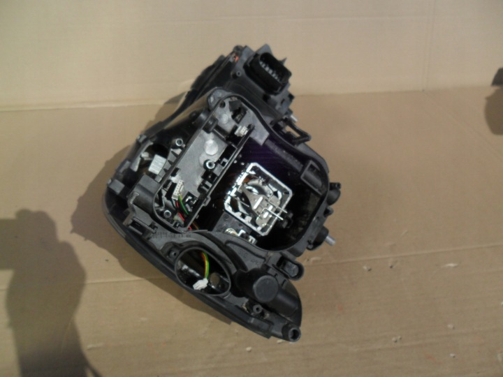 AUDI A1 XÉNON LED PHARE DROITE 8X0941006