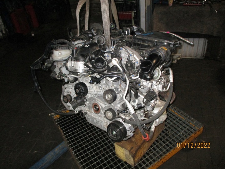 MOTEUR MERCEDES AVEC 400 3,0 276824 10 TYSKM