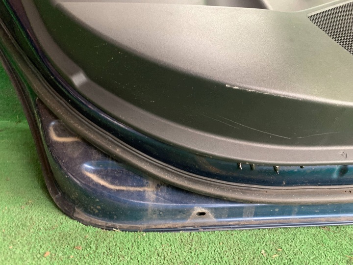 PORTES ARRIÈRE ARRIÈRE GAUCHE TOYOTA YARIS II 5D HAYON 8P4 WWA