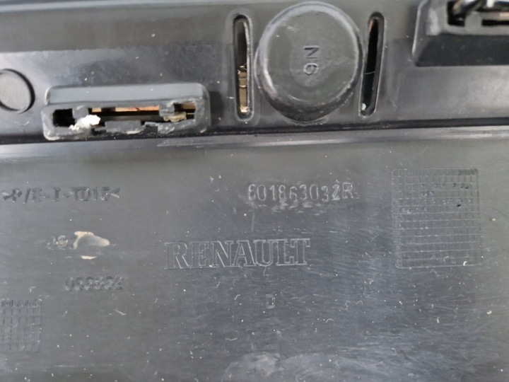 MOULURE PORTES DROIT AVANT DROITE AVANT RENAULT CAPTUR I 1 801863032