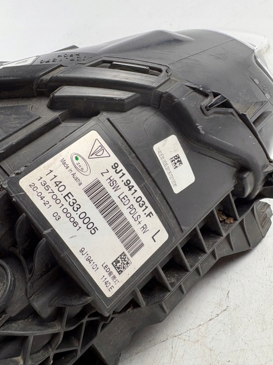 PORSCHE TAYCAN 9J 19-24 PHARE AVANT GAUCHE COMPLET LED EUROPE 9J1941031F