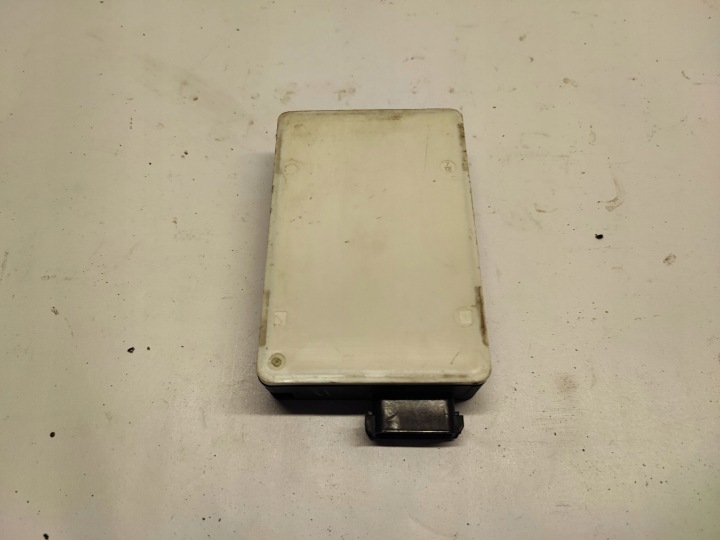 DODGE CHALLENGER MODULE MONITOROWANIA MORT ZONES 68245862AE 2016