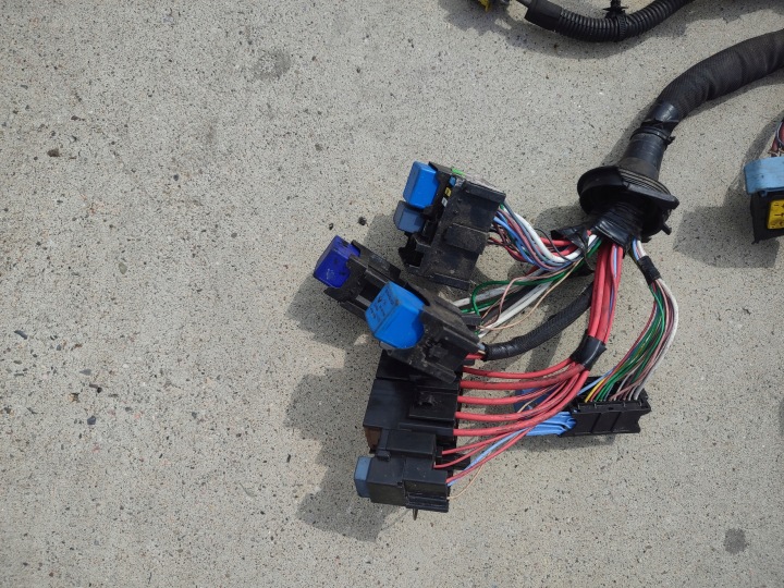 INSTALLATION ÉLECTRIQUE FAISCEAU DE CÂBLES MOTEUR RENAULT TRAFFIC OPEL VIVARO 240110798R