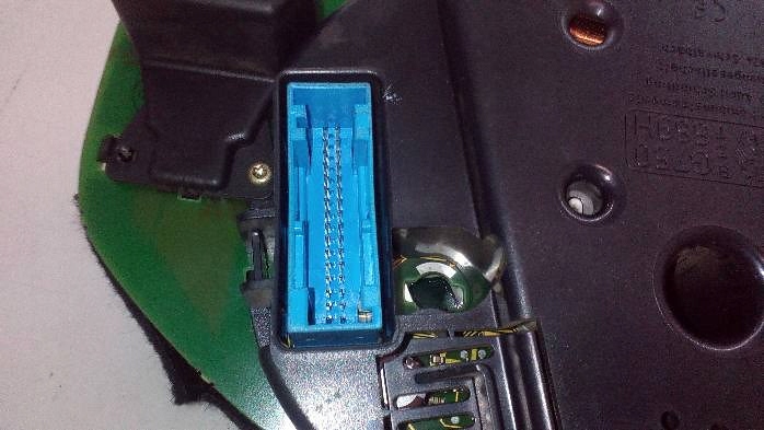 COMPTEUR AUDI A6 C5 2,4 B 4B0919860F