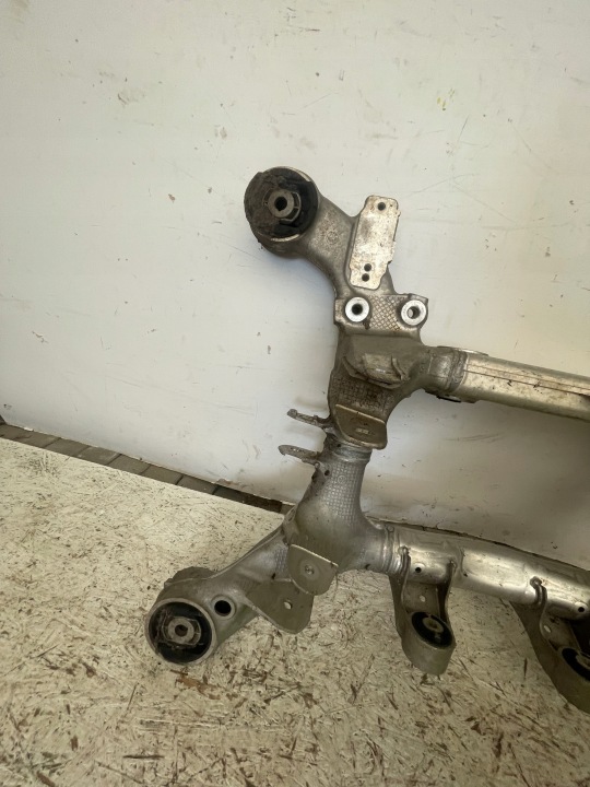 CHÂSSIS CHÂSSIS ARRIÈRE BMW 5 F10 F11 6799103