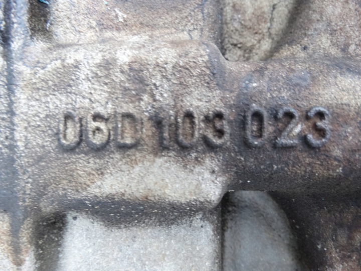 BLOC MOTEUR BAS PISTONS CUVETTE AUDI A4 B6 2.0 FSI AWA