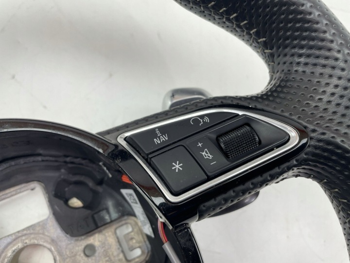 AUDI RS6 C7 2016 VOLANT