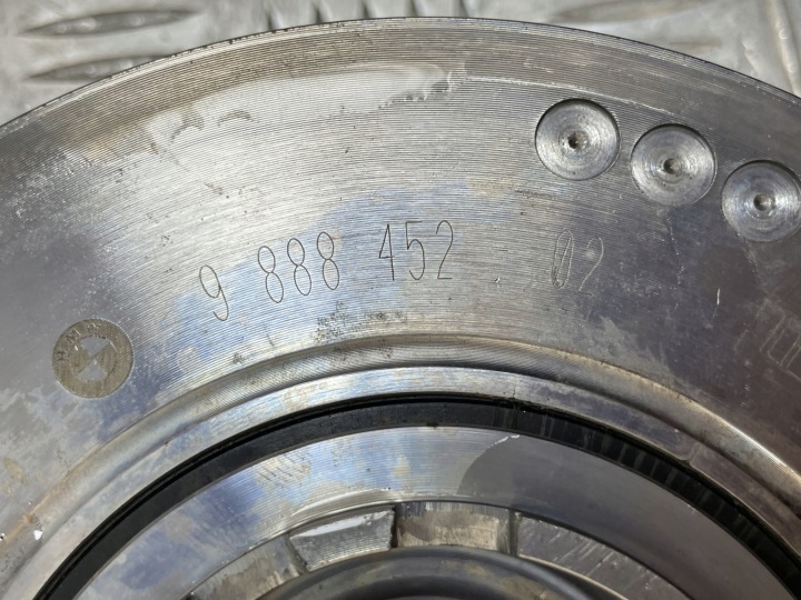BMW G20 G22 G26 G30 G42 SILENCIEUX DRGAN KOLO POULIE 9888452