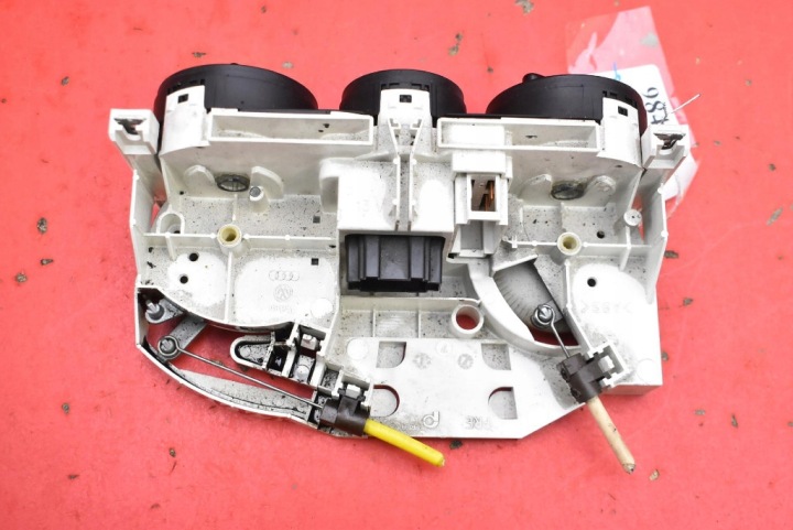 PANNEAU COMMANDE CONDUIT D'AIR CLIMATISATION 1M0820045A SEAT TOLEDO 2 II 99-06
